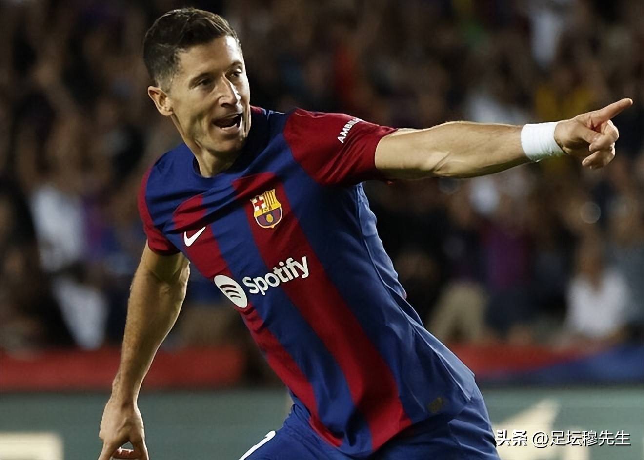 那不勒斯客场大胜，全队表现亮眼展现冠军实力的简单介绍