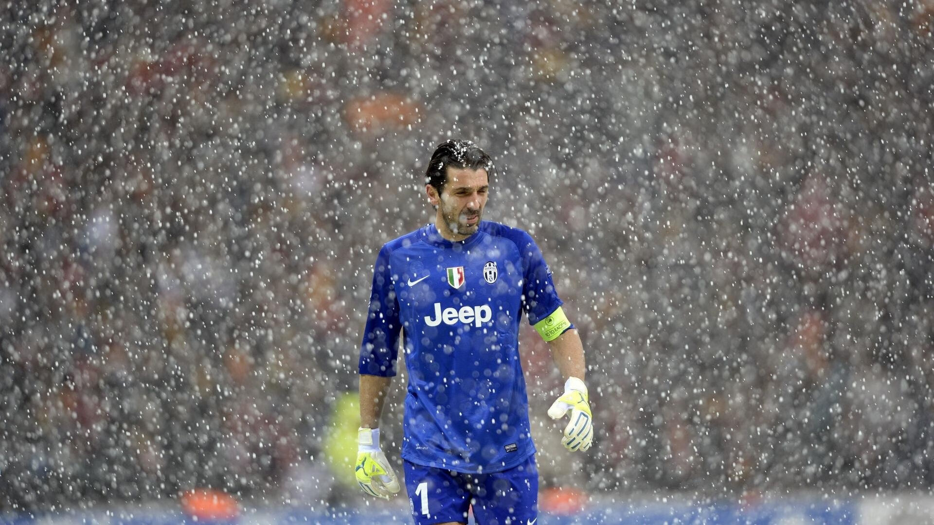 电竞赛场焦点！巴西队对阵俄罗斯队，关键一战，双方鏖战至最后一刻